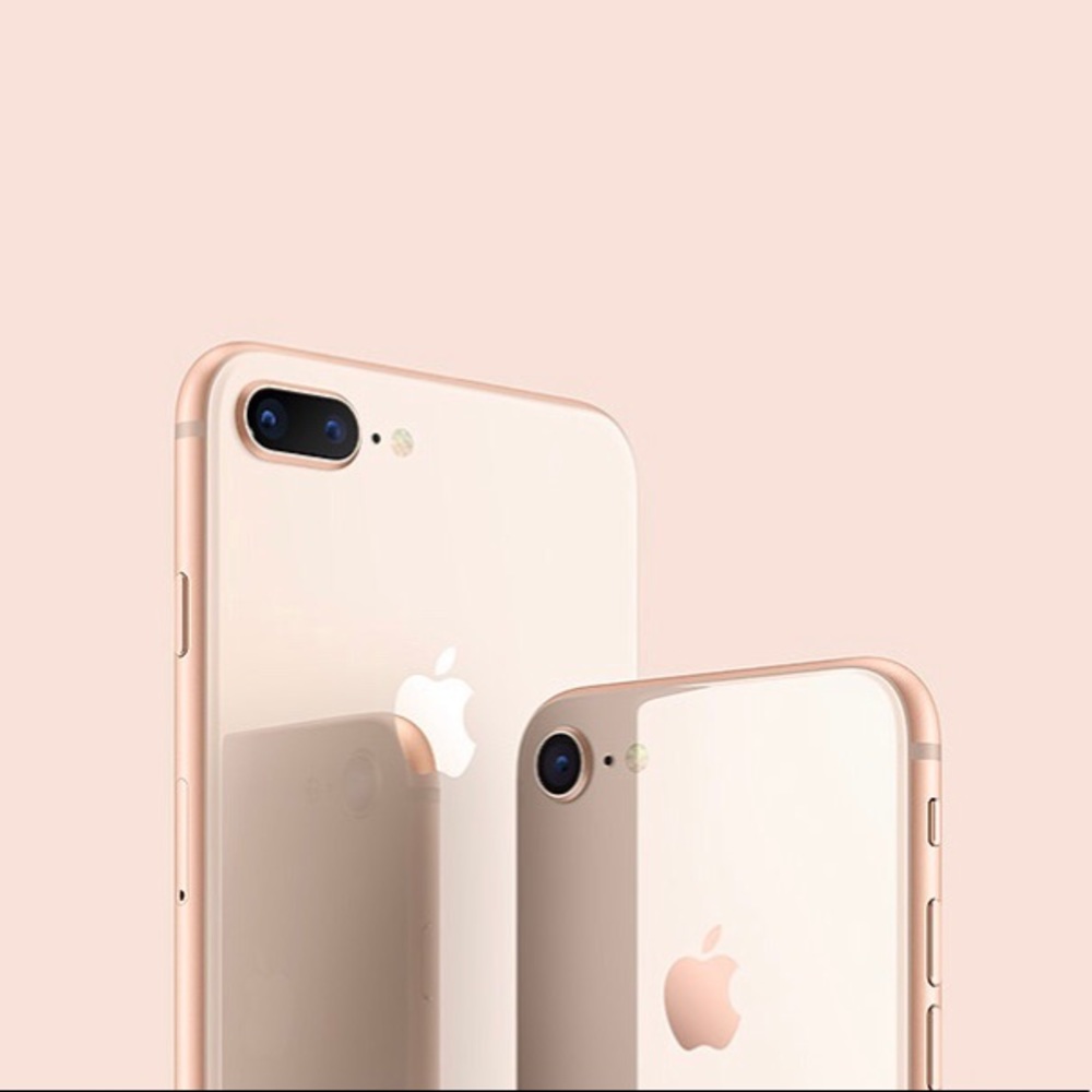 Gold iPhone 8 -256 GB